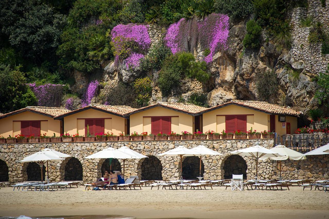 Aeneas' Landing Resort กาเอตา ภายนอก รูปภาพ