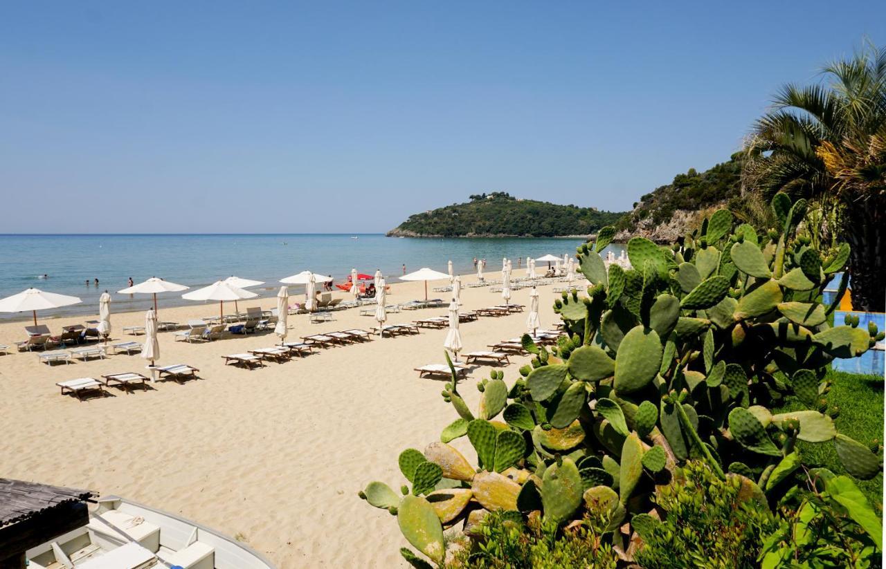Aeneas' Landing Resort กาเอตา ภายนอก รูปภาพ